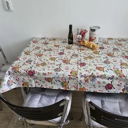 Apartament 2 Camere, Metrou Apartment *