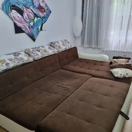 Apartament 2 Camere, Metrou Apartment *